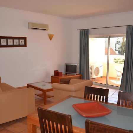 Bel Appartement Au Bord De La Mer De Porto De Mos Lagos Exterior photo